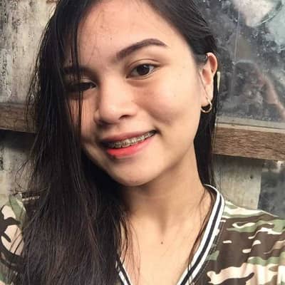 nelizaloraine_