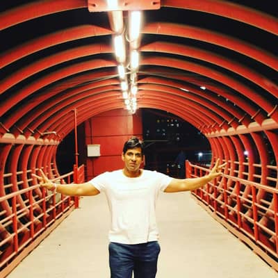 anuj