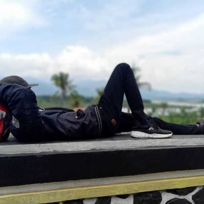 hasan
