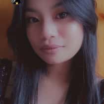 Dechen Ami wangmo