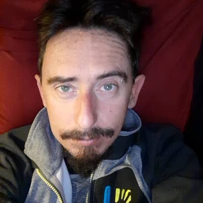Tom