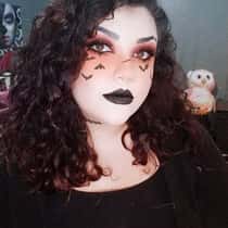 Lezlie