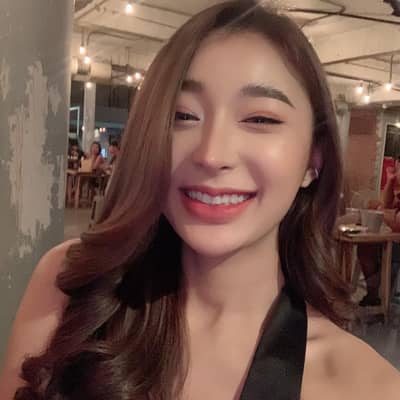 Angela Lee