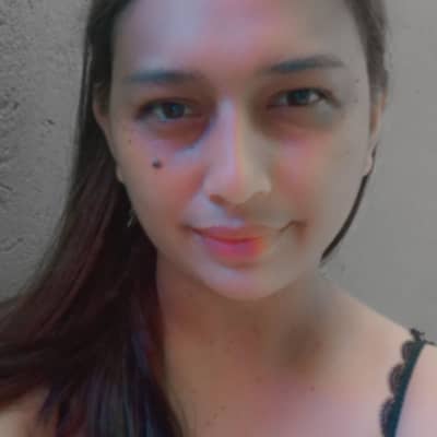 Loraine33