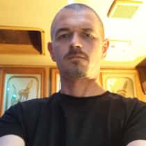 Adam Robert