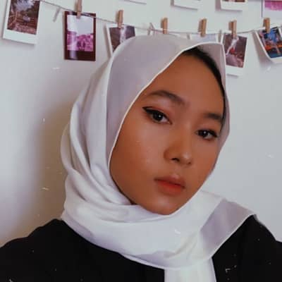 usnia puspita sari