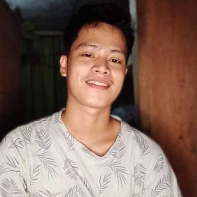 rey_james