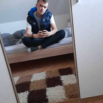 alex