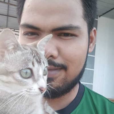 EZY SAHPUTRA