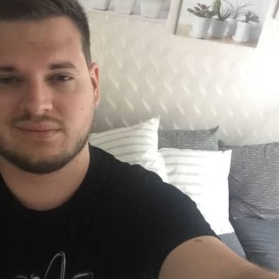 Akos29