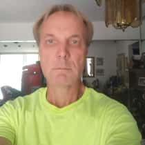 JohnnyGreenEyes