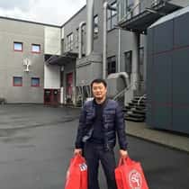 Min Jun Lee