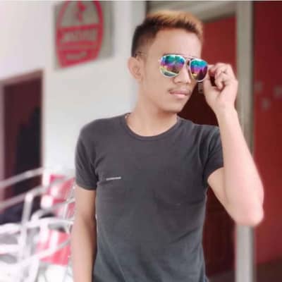 Roy Ageng gumelaar