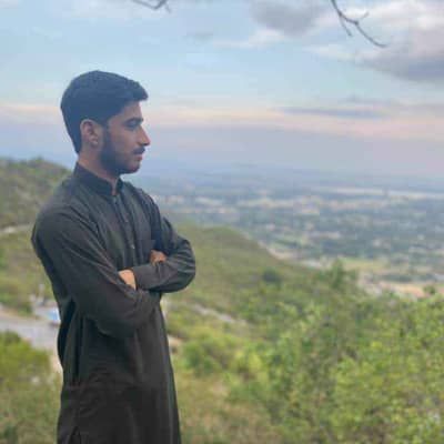 Zeeshan997
