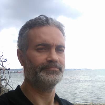 Hakan T