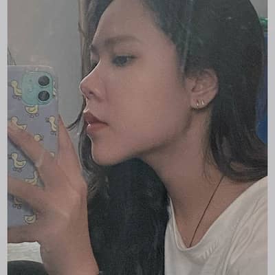Nhi