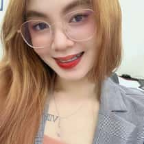 Chloe Lee