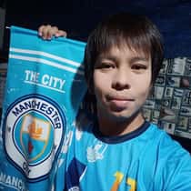 Blogger James