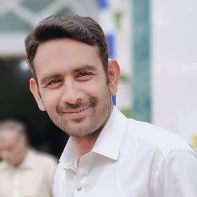 SAiF MALiK