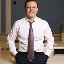 Austin Maikhalov