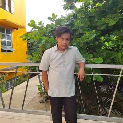 Alex