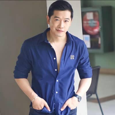 Zhang Wei Choo