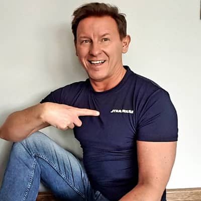 Larry Uwe