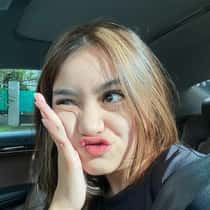Arrianne Claire