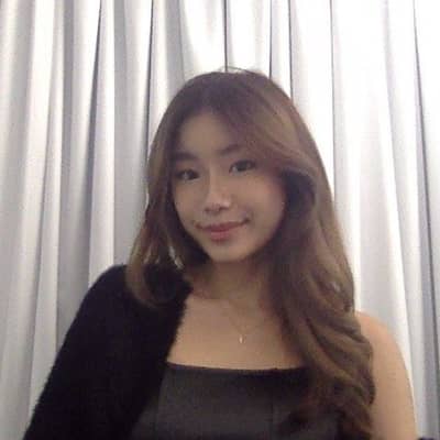 Cynthia Lee