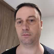 Sakis