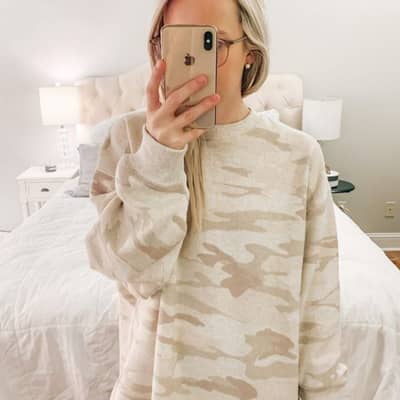 Ava