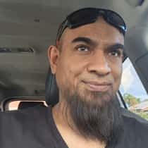 Mo