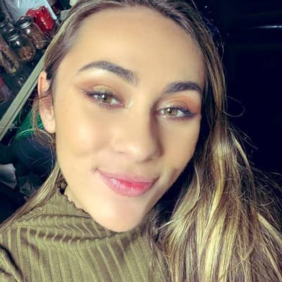 Maria 24