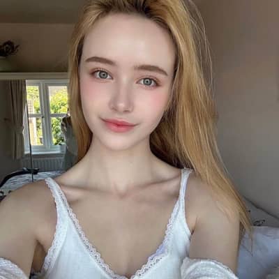 Roselyn