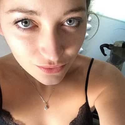 lonelyella