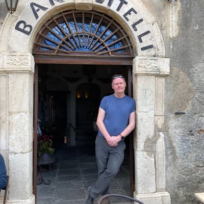 Graham Lowe