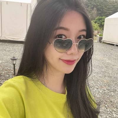 Aelia Nuah READ BIO