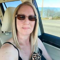 Leslie caswell