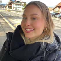 Alena8899