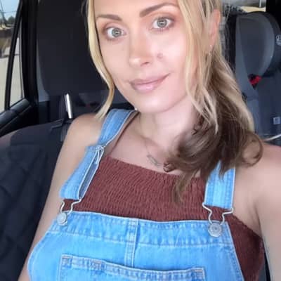 Amanda Bills