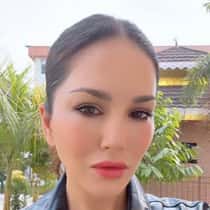 julie