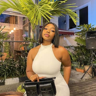 Simone king