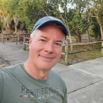 Stevevn Moors