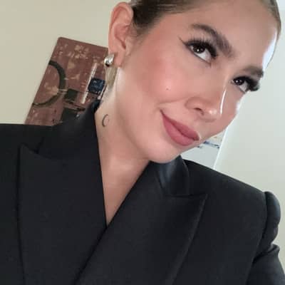 Joan