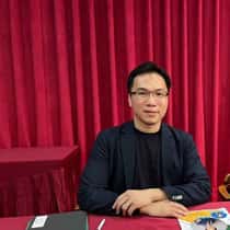 Liam fang