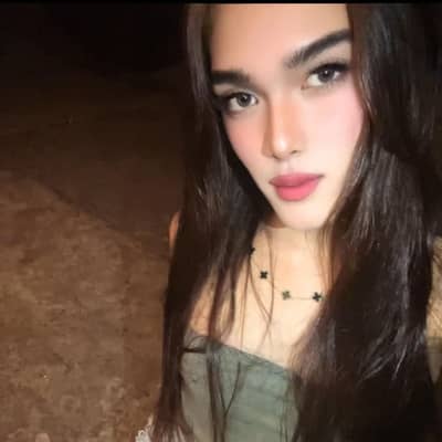 Mia