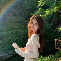Annieeeee 