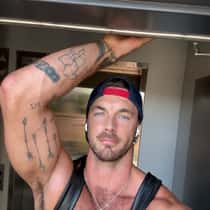chris